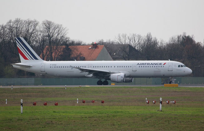 A 321-212 " F-GTAZ " Air France -1