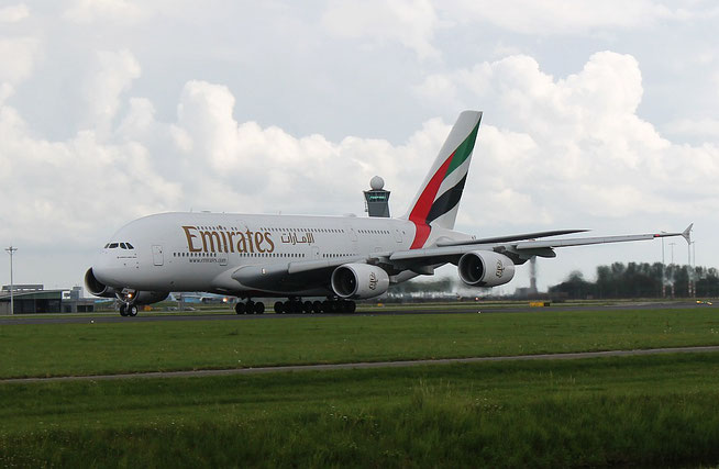 A 380-861 " A6-EDM "  Emirates -1