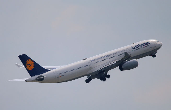 A 330-343X " D-AIKB " Lufthansa -2