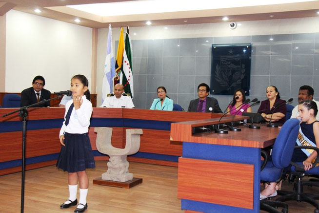 Hora Cívica municipal dedicada a la confianza social. Manta, Ecuador.