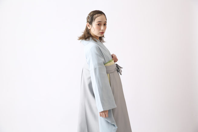 まだ間に合う！卒業式の卒業袴(そつぎょうはかま/ソツギョウハカマ)レンタル、卒業袴着付けヘアセット予約可能です。 武道館・早稲田大学・九段下など卒業式会場へ好アクセス！ 卒業式の卒業袴レンタルご予約受付中！ひまりの卒業袴割引！卒業袴レンタルキャンペーン実施中！ 卒業袴ご試着ご来店1回目ご成約＆口コミ投稿で、卒業袴着物グレードアップ最大3万円割引実施中！ 卒業袴レンタル着付けヘアセットのご予約まだ間に合う！ 早稲田大学・両国国技館・武道館・九段下・東京国際フォーラム・メルパルク卒業式