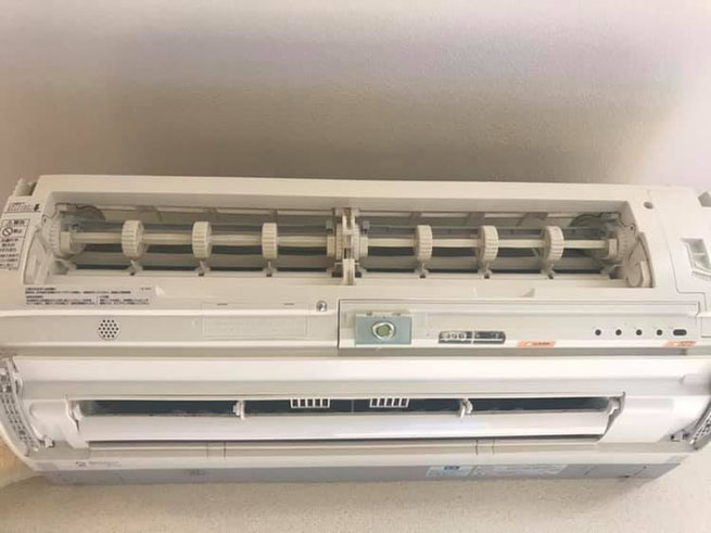 シャープ おそうじ機能付きエアコンAY-D25SX