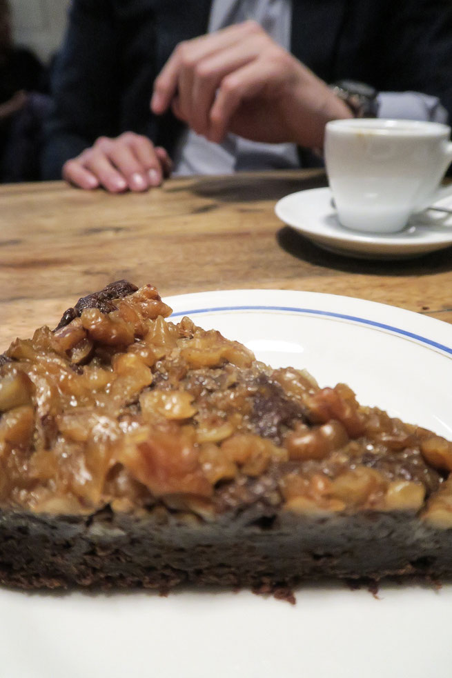 Zurichfoodadvisor in Restaurant Lotti in Zürich. Lunch / Dinner / Essen am Werdmühleplatz / Bahnhofstrasse in Zurich. Brunch Kuchen