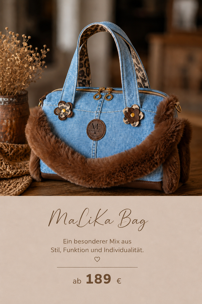 MaLiKa Bag von Viola Engler reloved aus hellem Jeansstoff mit braunem Kunstfell, Lederdetails und dekorativen Blümchen-Akzenten.