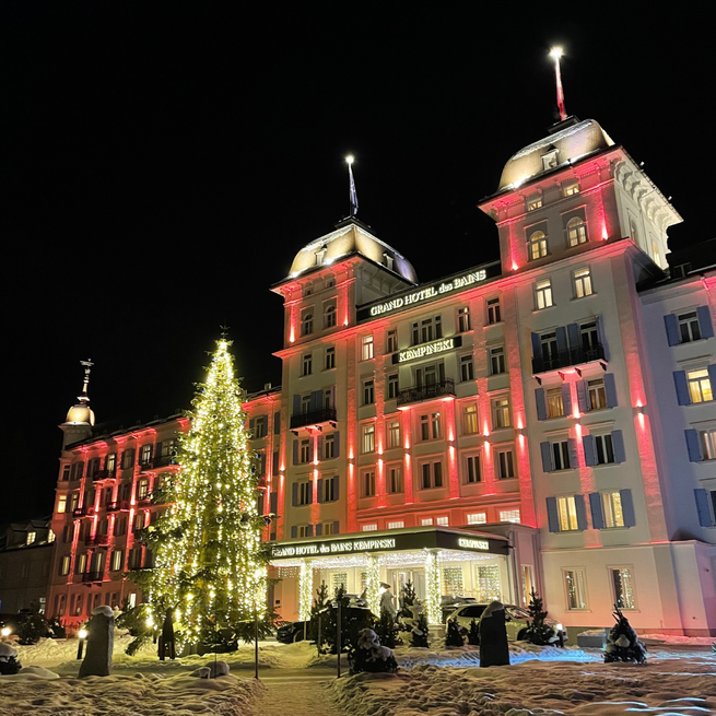 The Kempinski Hotel in St. Moritz is known for its impeccable service and attention to detail. Guests can expect personalized assistance, a concierge service and valet parking.