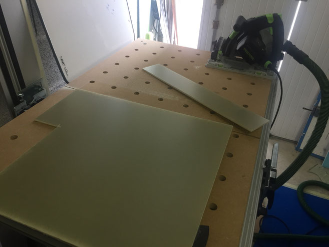 Cutting stock for Ceiling panel catches