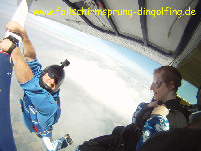 Geschenkgutschein Fallschirmsprung Gutschein Bayern Fallschirmspringen