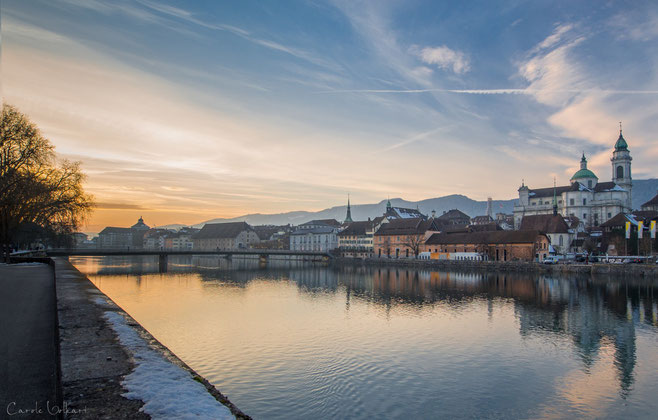 Solothurn an der Aare kurz nach Sonnenuntergang