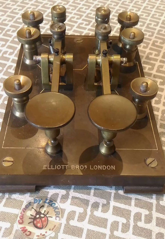 Submarine key Helliott & Brothers