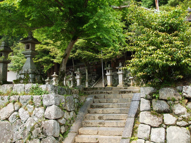 忍坂坐生根神社