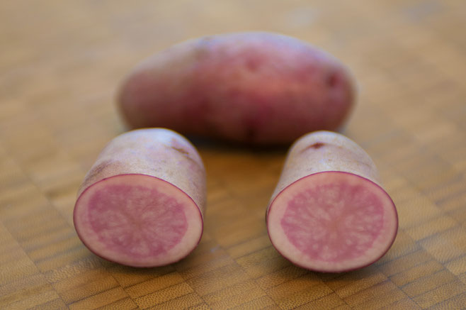 黒船豆の焼き枝豆　ウニに浮かべて。。。