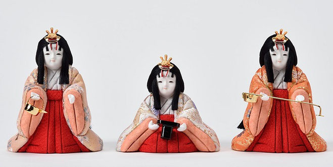 真多呂作ひな人形 段飾り 香桜１０人飾り（1374）三人官女