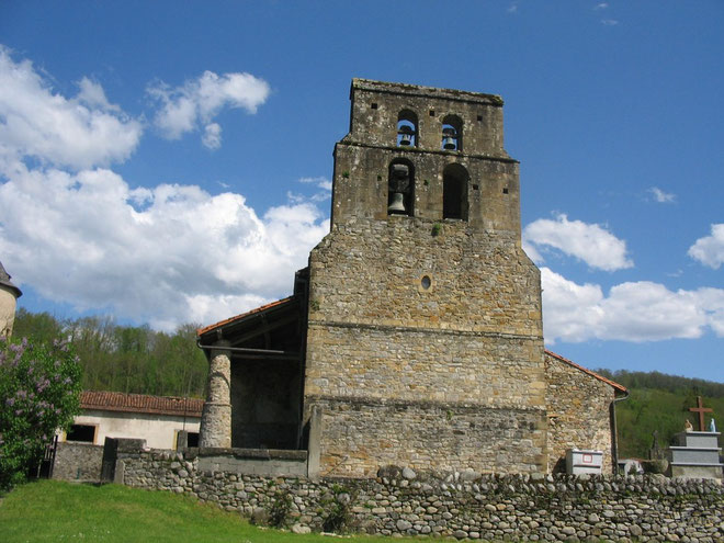 Le clocher mur de l'église