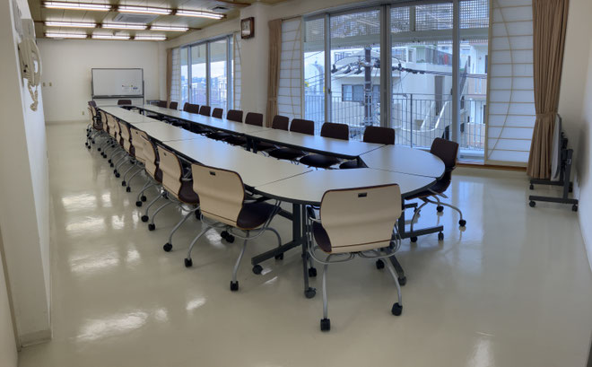 中会議室全景（パノラマ撮影）