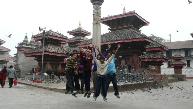 Visite au Durbar square de Kathmadou avec les enfants