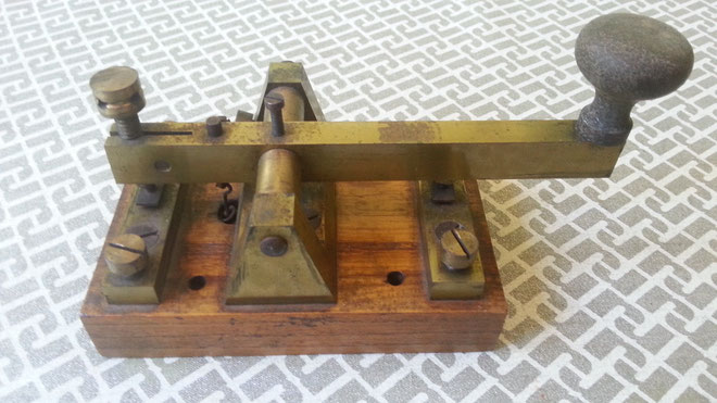 Old German GPO key Siemens & Halske style.