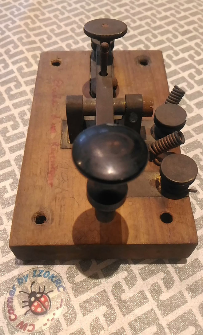 Postal / teaching key with write hands "etude de un riecpteur" Studio di un ricevitore
