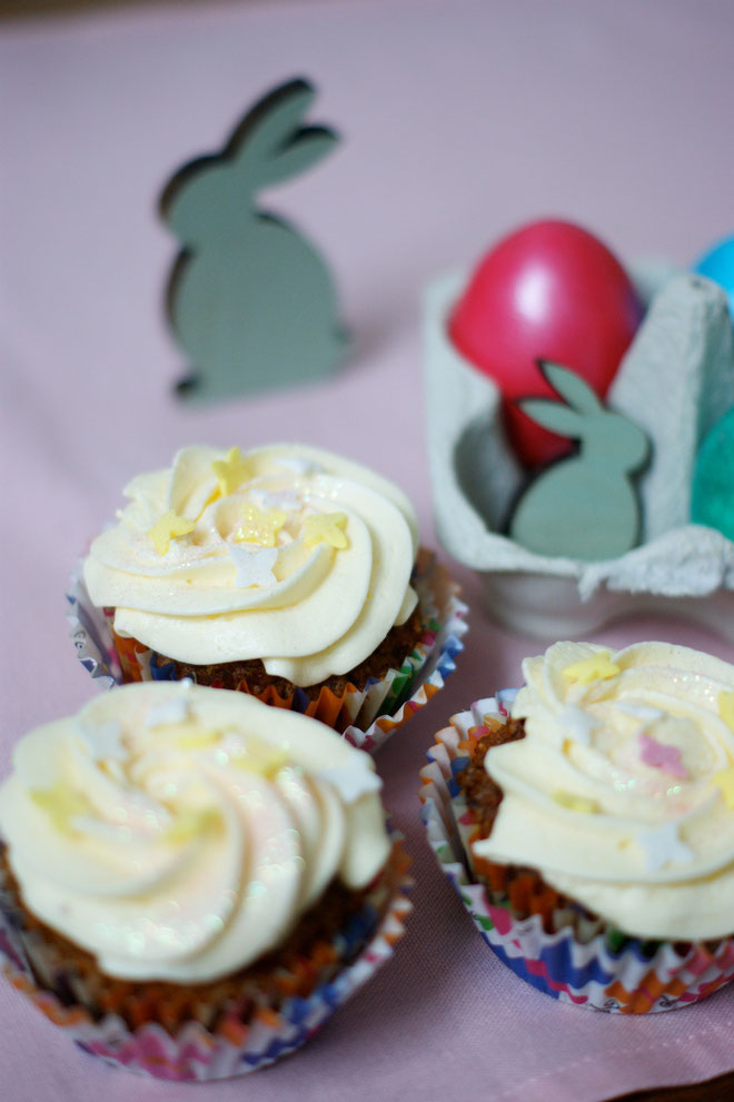 vegane Karotten-Cupcakes mit Orangen -Frosting - fraustillerbackt ...