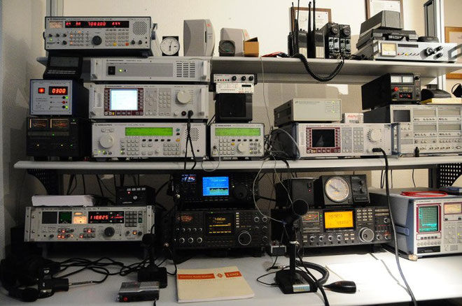 Here Some Beautiful Ham Radio Shack Iz4hwds Jimdo Page