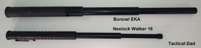 Größenvergleich zwischen dem Bonowi EKA und dem Nexlock Walker 16 Schlagstock. Der Walker wiegt mit etwa 210g erheblich weniger und ist eher für den verdeckten Einsatz gedacht.