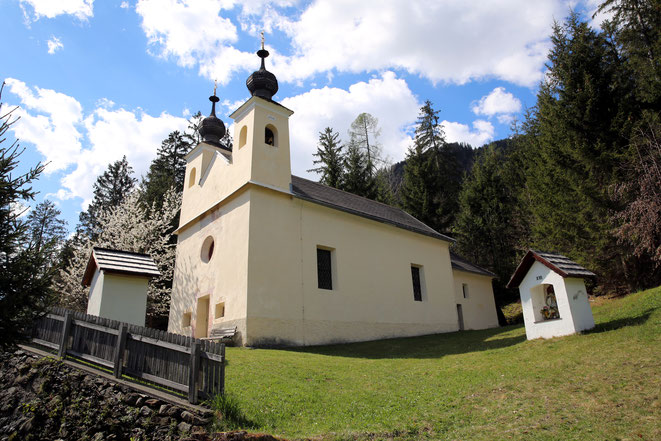 die Kalvarienbergkirche mit den letzten zwei Stationen des Leidensweges Christi