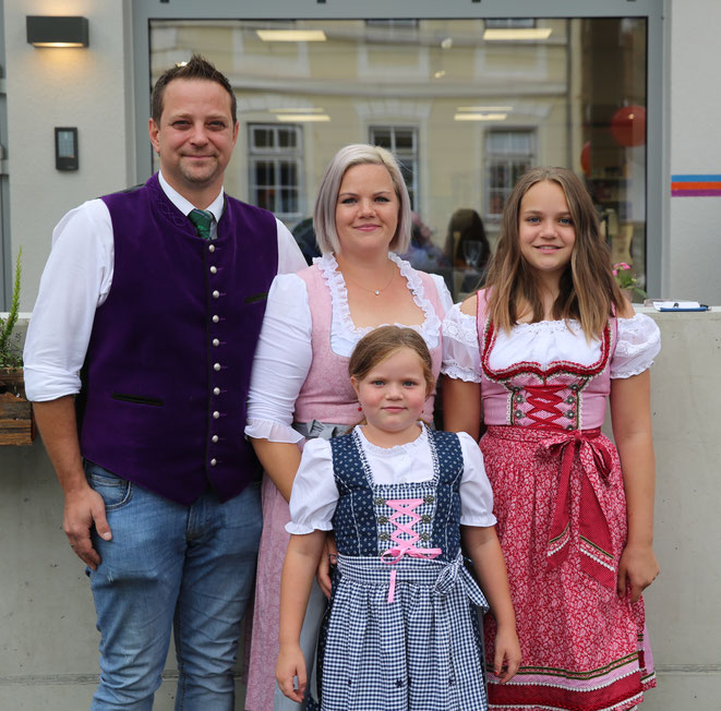 Geschäftsführer Peter Kolbitsch mit Familie