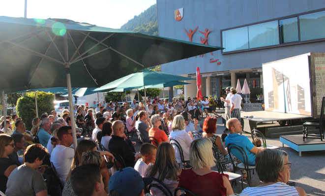 ca. 200 Besucher (limitiert) nahmen an der Veranstaltung teil