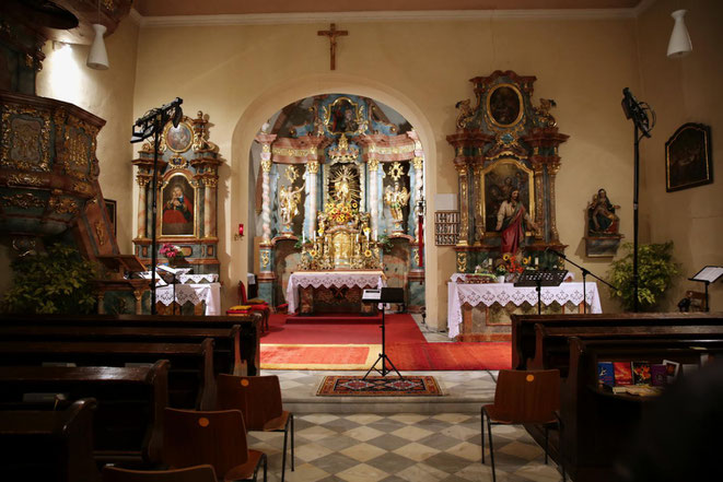 die Pfarrkirche von Steinfeld, geweiht dem Hl. Johannes der Täufer