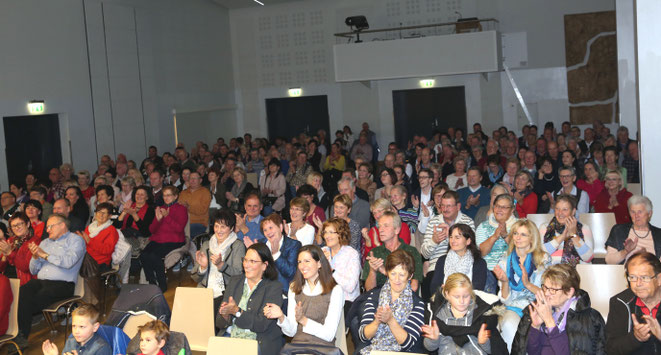 der Kultursaal war gerammelt voll