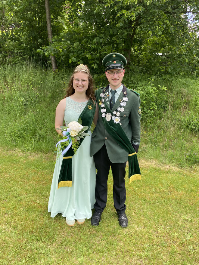 Unser amtierendes Königspaar: Ina Homrighausen & Paul-Heinrich Fuchs (Fuchsheiner)