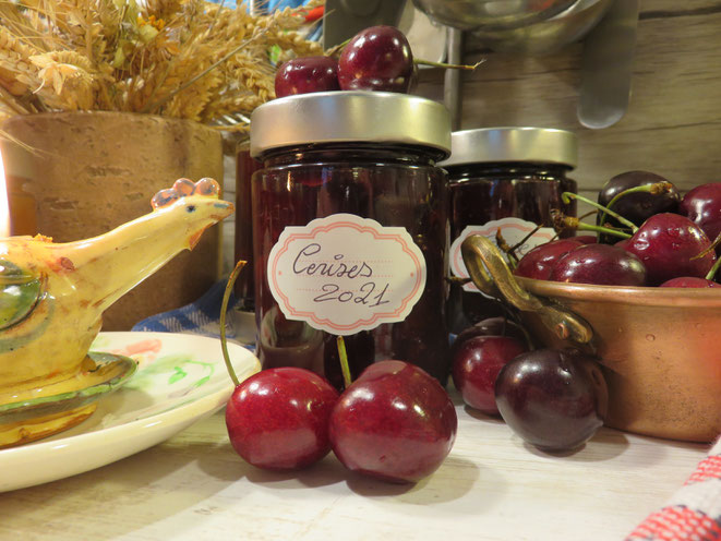 RECETTE : CONFITURE DE CERISES à l'ancienne Grand Mère Mitraille - Gourmandises TV