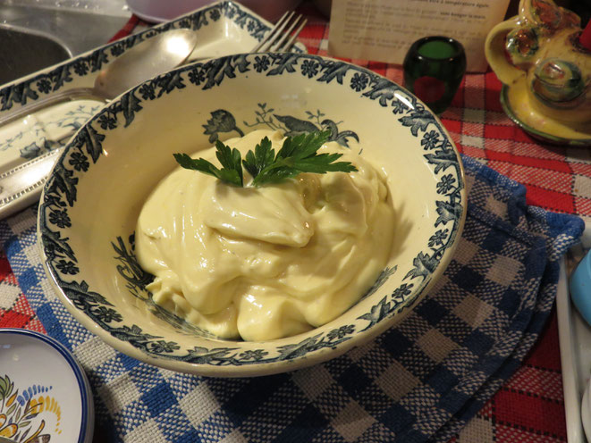 Canal Gourmandises - Recette de la Mayonnaise maison de la Mère Mitraille, Mayonnaise "Eclair"