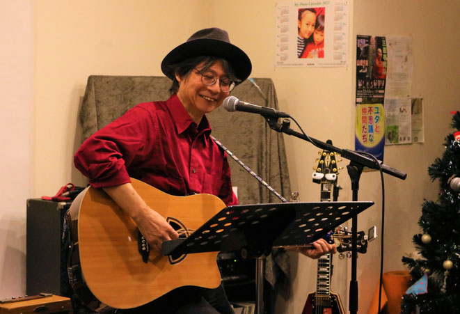 暑いので後半は上着を脱ぎました。で、帽子を着用。　　Photo by Asumi T.