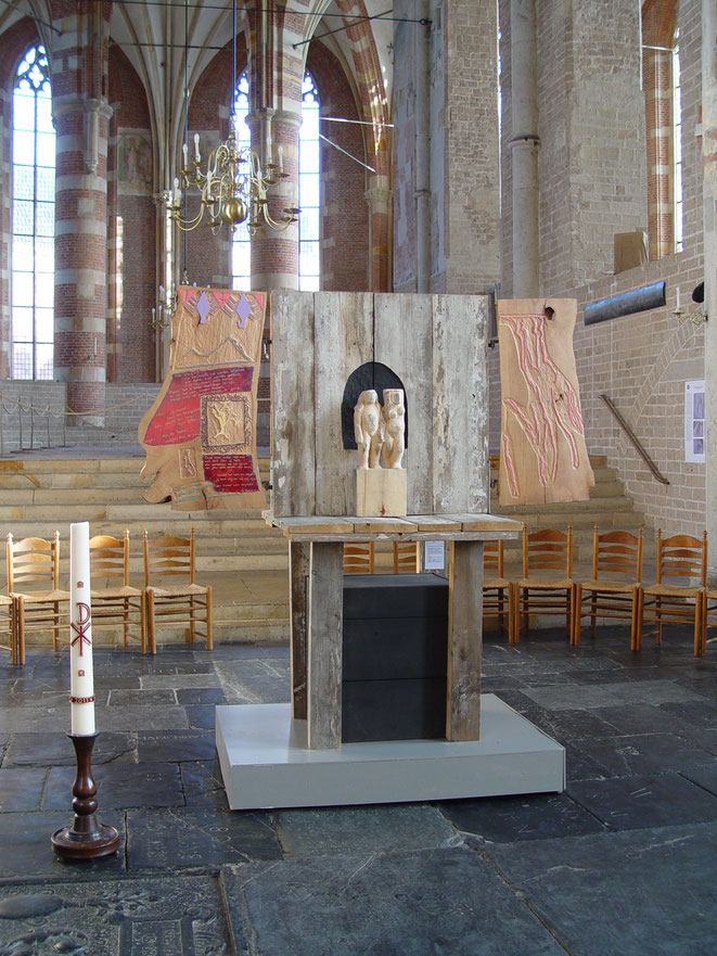 Adam en Eva in de Grote Lebuinuskerk in Deventer, 2013