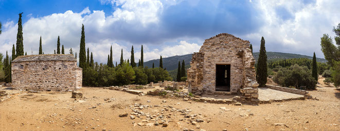 Les Cyclades et le Dodécanèse, îles secrètes de la Mer Égée Athènes, berceau de la civilisation Du Dimanche 26 juin au Dimanche 03 Juillet 2022