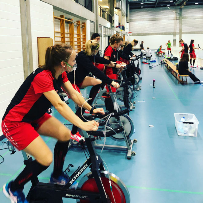 Floorball Nationalteam, Regeneration mit Sauerstoff, Christian Wirz, Personalcoach, Konditionstrainer