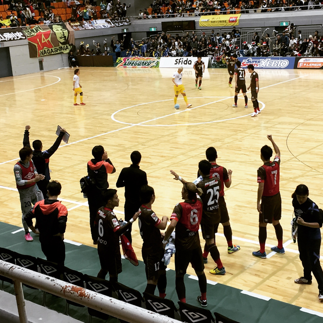 "High Five !" after getting a goal by Tokyo Fuchu Athletic F.C. Fuchu municipal general gymnasium sport futsal f-league attraction entertainment event Western Tokyo Tama Tourism Promotion - Visit Tama