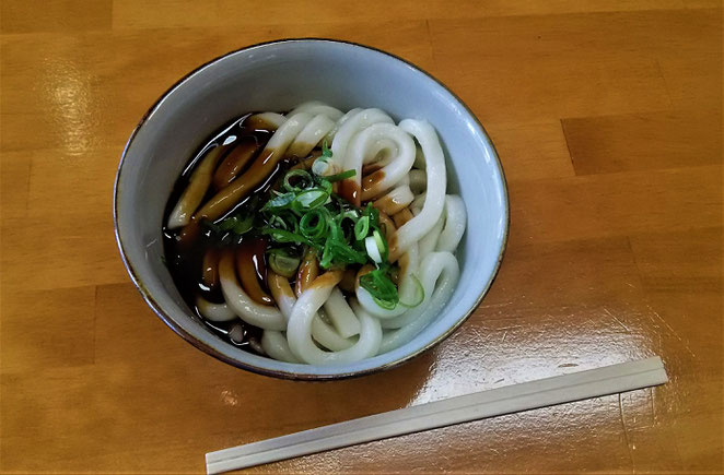 あじさい鍼灸マッサージ治療院　伊勢うどん