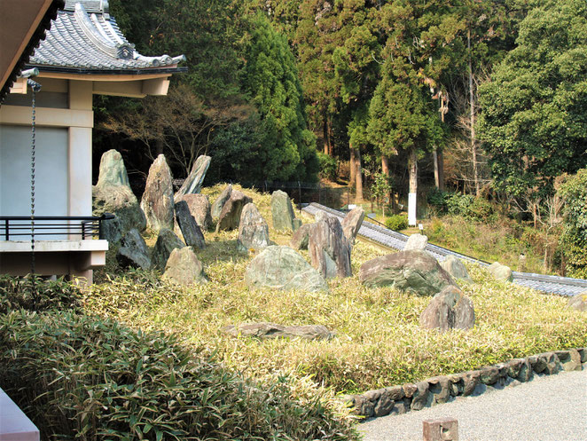 あじさい鍼灸マッサージ治療院　松尾大社　上古の庭