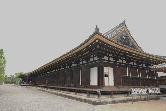 あじさい鍼灸マッサージ治療院　京都三十三間堂の外観