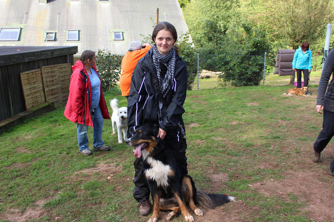 Yvonne mit ihrem Balou