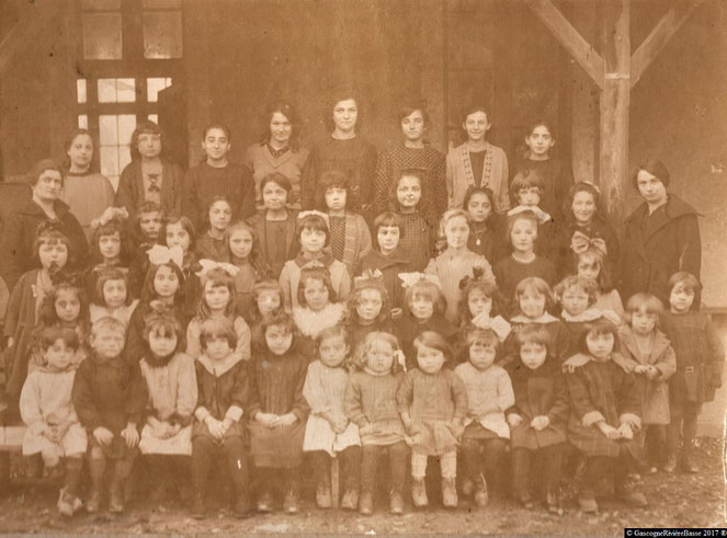 Ecole plaisance du gers olléris rue sainte-quitterie élémentaire primaire 1922 années 20 autrefois