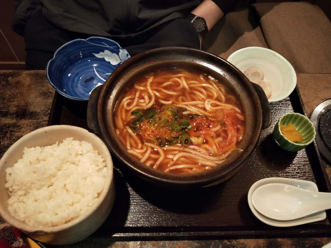 東投手も愛した牛スジ煮込みうどん