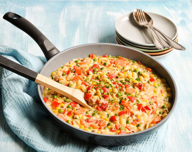 Konfetti Topf viel Gemüse Nudeln und Hackfleisch vegetarisch, vegan möglich aus dem Thermomix