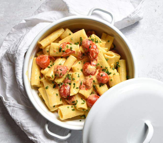 Kokos Curry Pasta, Nudeln mit Kokos-Curry-Soße und Cocktailtomaten, vegan, vegetarisch, Thermomix