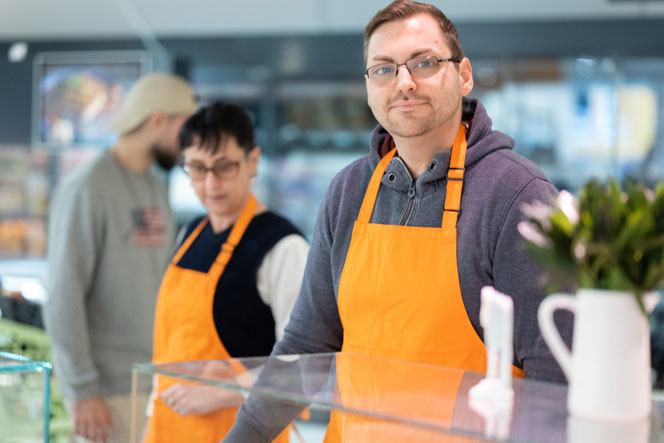 Geschirrausleihe Wohngruppe und Clubraum