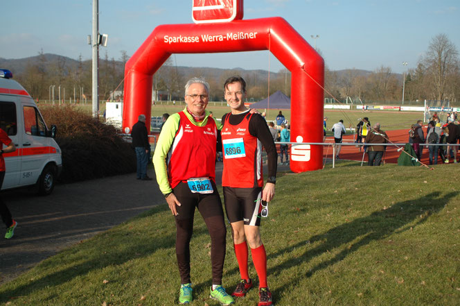 Auf dem Bild: Jens Nägel (links) und Thomas Bayer (rechts) optimistisch vor dem Start in die neue Nordhessencup-Saison.