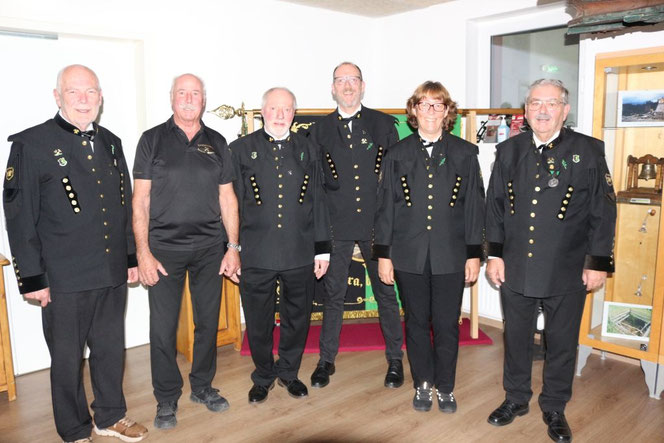 vlnr.: Gerd Kohler, Josef Wörgötter, Arthur Huber, Peter Huber, Manuela Carli, Georg Brunner