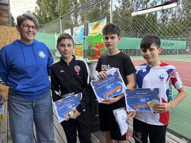 Remise des diplômes aux coachs junior le 5 juin 2026