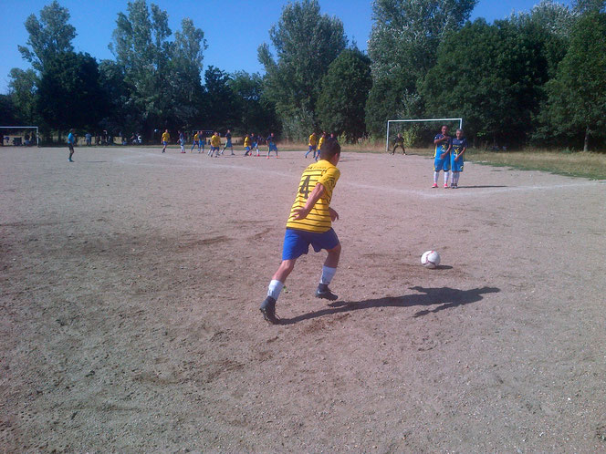 Ce coup franc (comme les autres) ne donnera rien, les vétérans de Boca s'inclinant 3-0 en finale contre Quindio